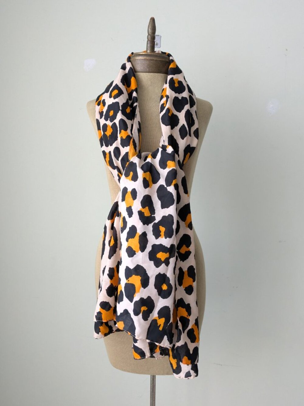 H&M leopard print long scarf shawl hijab